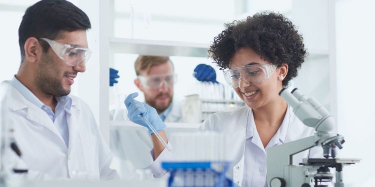 Biomedicina faz o quê