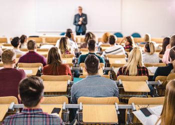 Faculdade presencial: Quais suas vantagens?