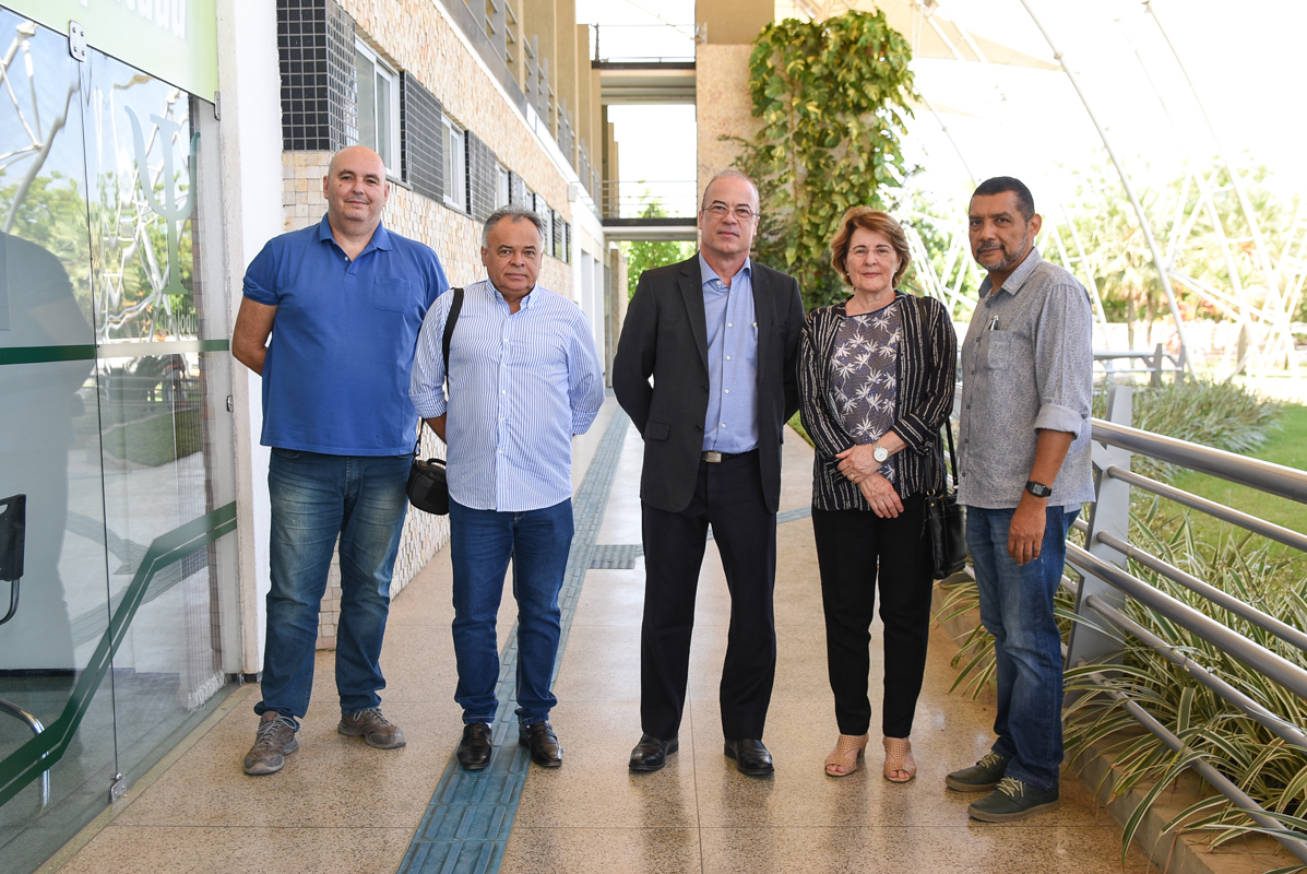 Unileão recebe visita de representante da CAPES