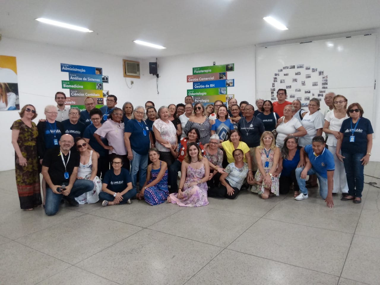 Projeto Dia do Idoso é Todo Dia encerra atividades com apresentações musicais