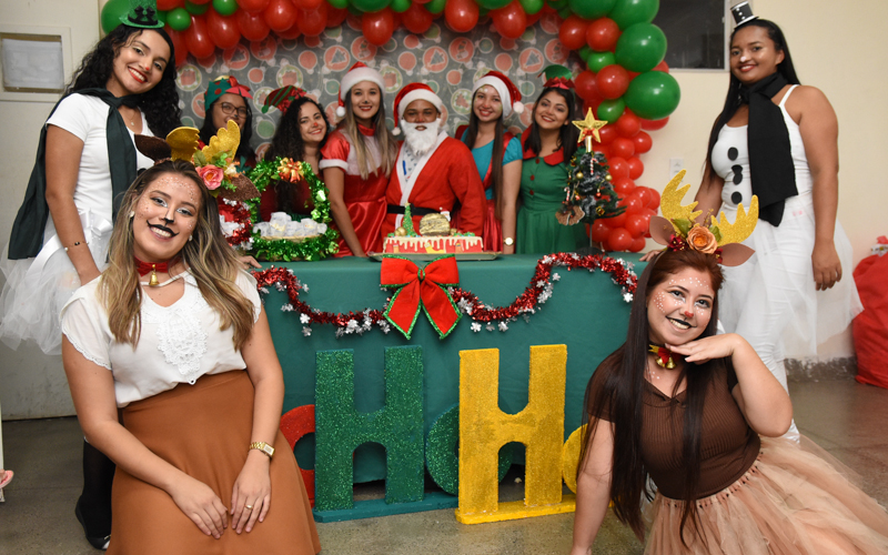 Enfermagem da Alegria realiza ação de Natal no Hospital Maria Amélia