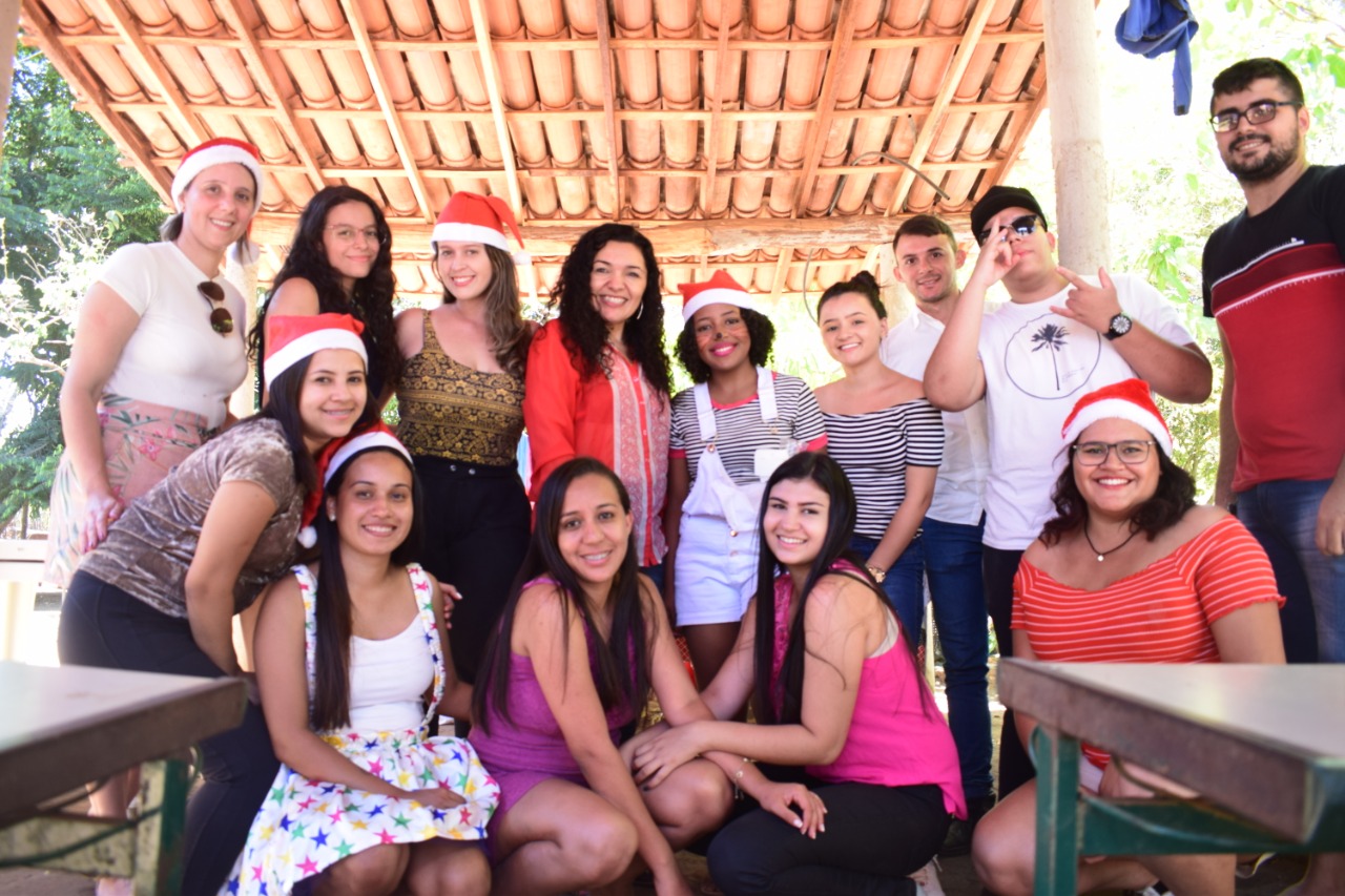 PEAS dos cursos de Gestão e Negócios da Unileão realiza ação de Natal com crianças do Sítio Cruzeiro