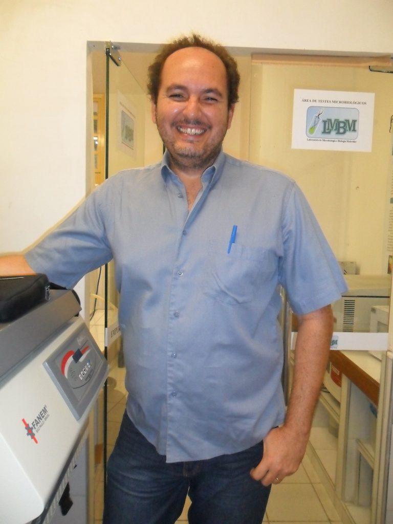 Prof. Dr. Henrique Douglas Melo Coutinho