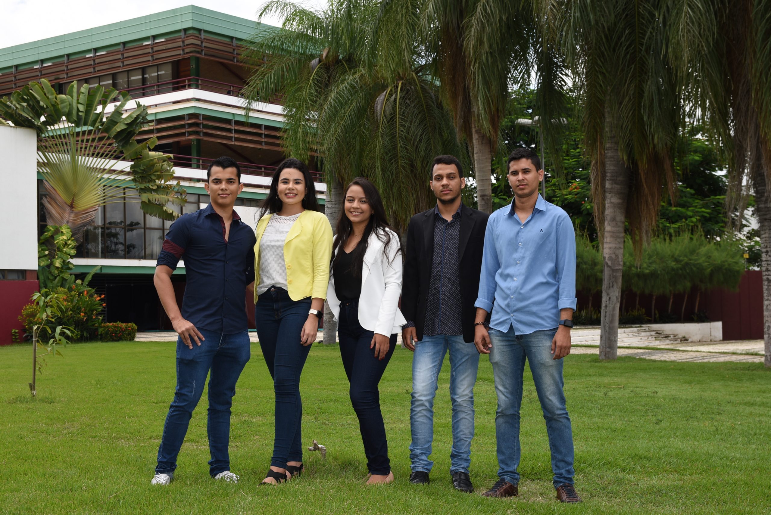 Estudantes de Direito publicam capítulo em livro científico