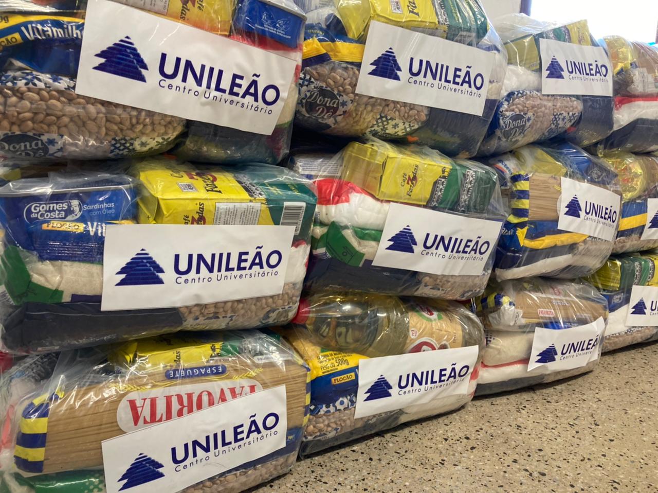 Unileão doa cestas básicas em apoio a campanha de doação de alimentos para famílias do Cariri afetadas pela pandemia