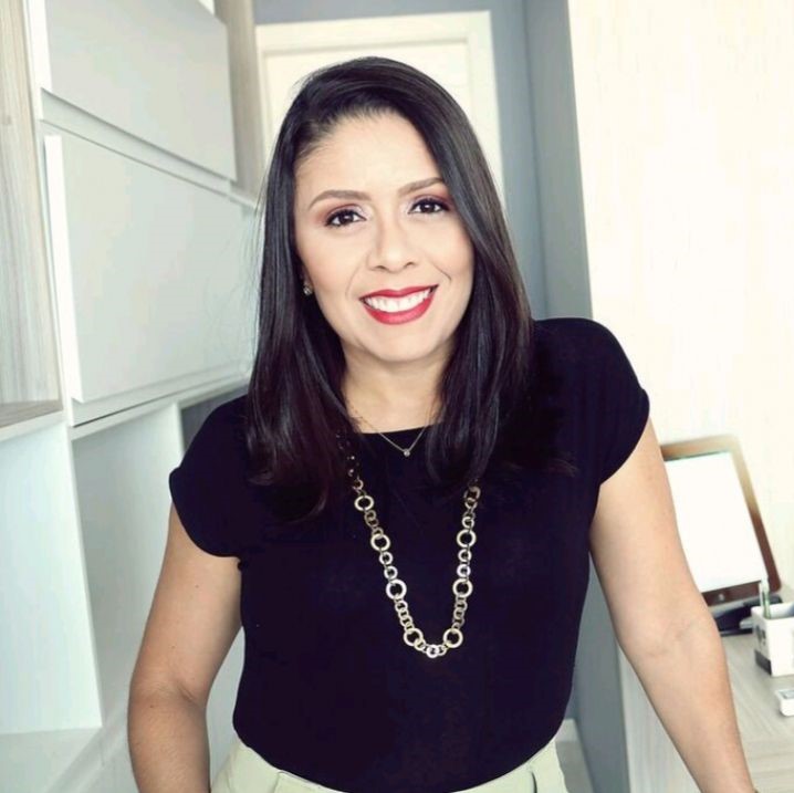 Silvia Morais de Santana Ferreira