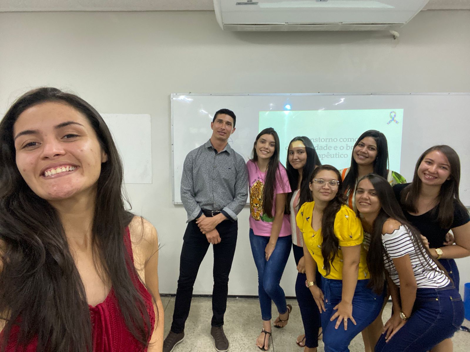 Projeto de Extensão “Enfermagem da Alegria” promove ação de capacitação “Transtorno como comodidade e o brincar terapêutico”