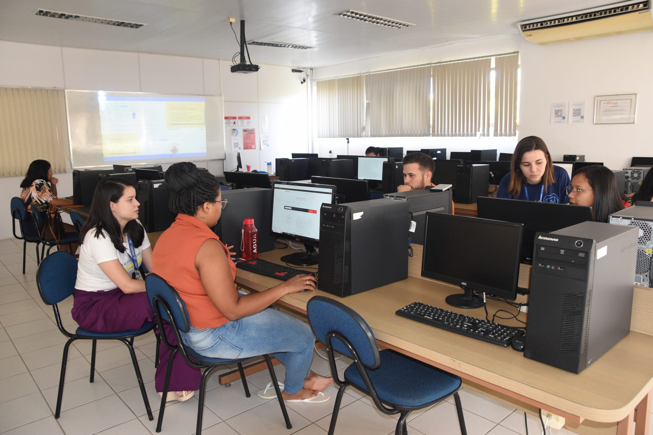 NUCAP realiza a segunda edição da oficina Criando o Currículo Lattes para alunos da Unileão
