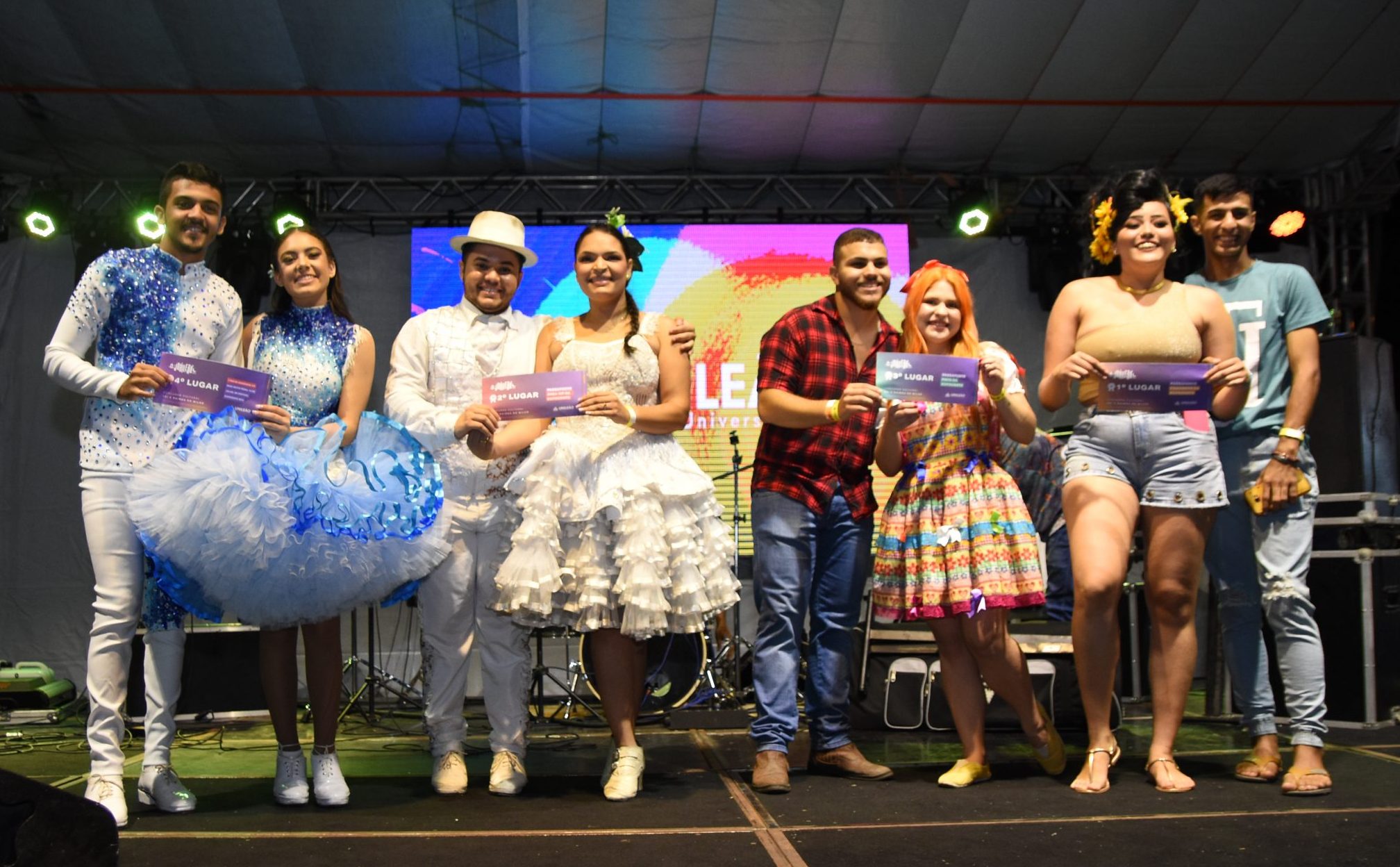 #TBT Junileão 2023: festa agita comunidade acadêmica com apresentações culturais de música e dança