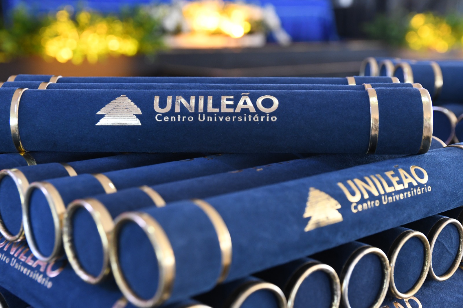 Colação de grau 2023.2 da Unileão exalta conquistas e reafirma importância do ensino presencial