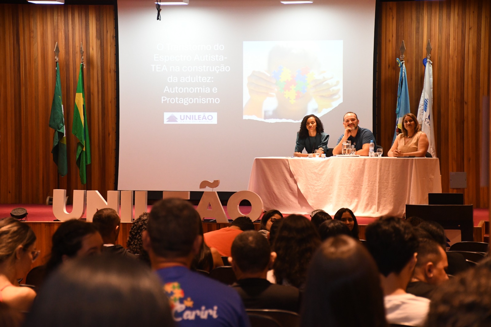 Abril Azul: Unileão promove evento para debater autonomia e protagonismo no TEA na fase da adultez