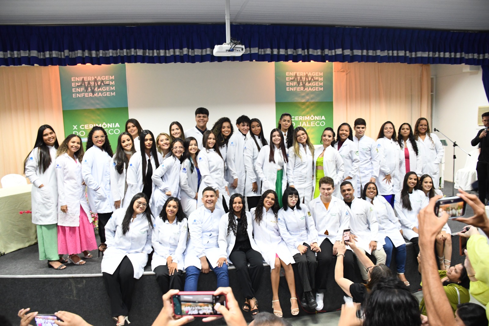 Curso de Enfermagem realiza Cerimônia do Jaleco com mensagem especial aos ingressantes