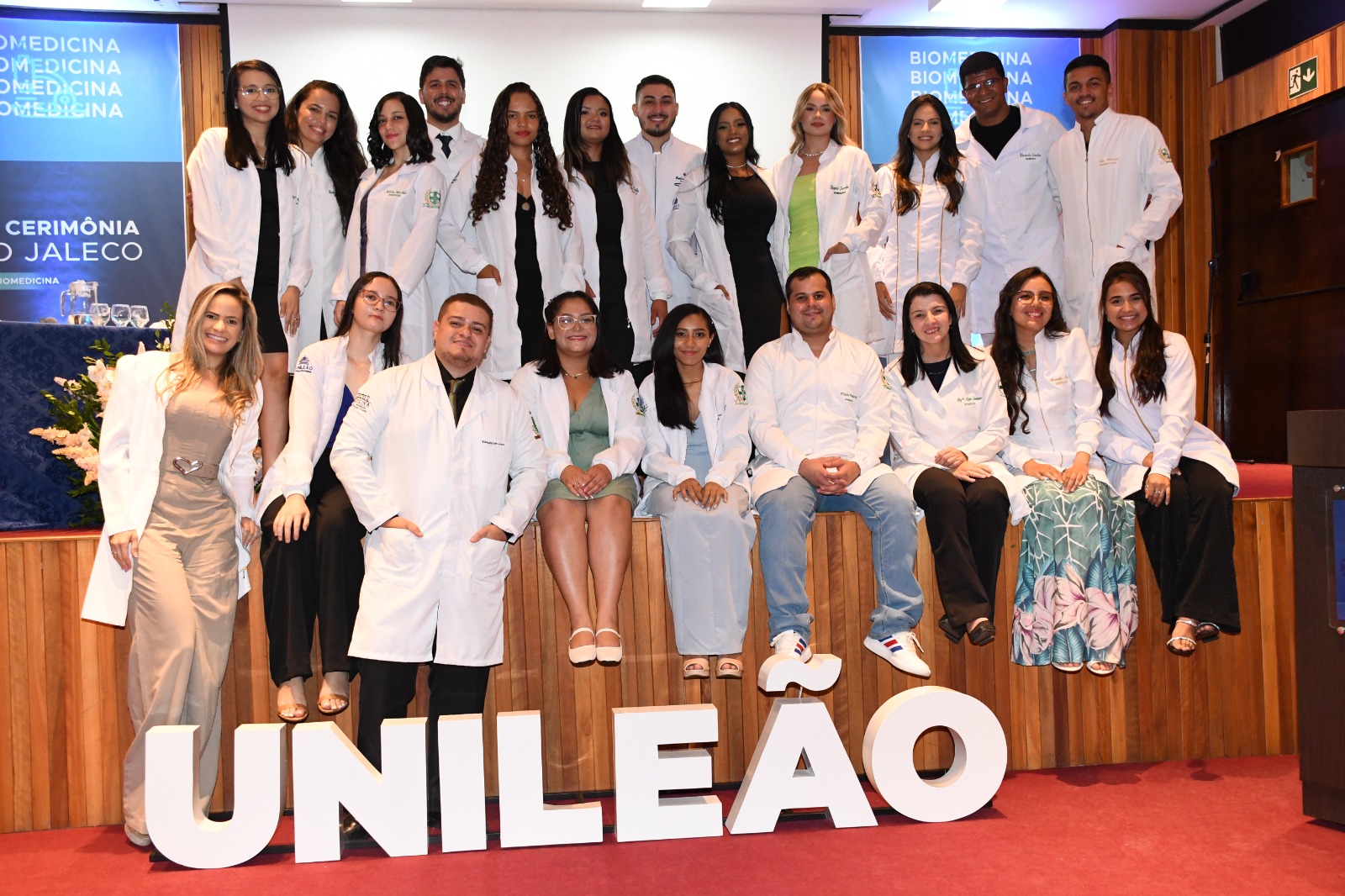 12ª Cerimônia do Jaleco marca jornadas no curso de Biomedicina: “Compromisso com a ciência, a saúde e a vida”