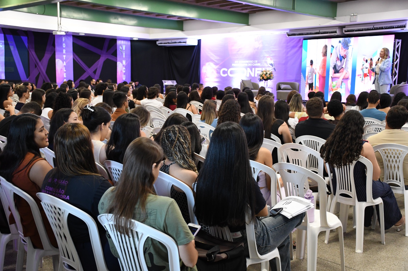 15ª edição do CONFIC celebra 20 anos do curso de Fisioterapia da Unileão com recorde de público e programação ampliada