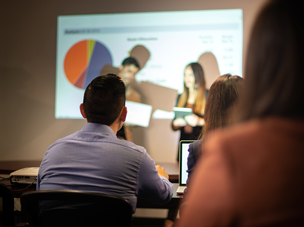 Curso de Psicologia divulga datas e horários das defesas de TCCs 2025.2